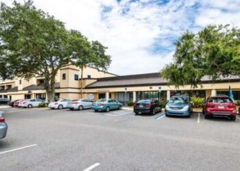Avanti Way Secures Hoffner Commerce Center in Orlando for $22M
